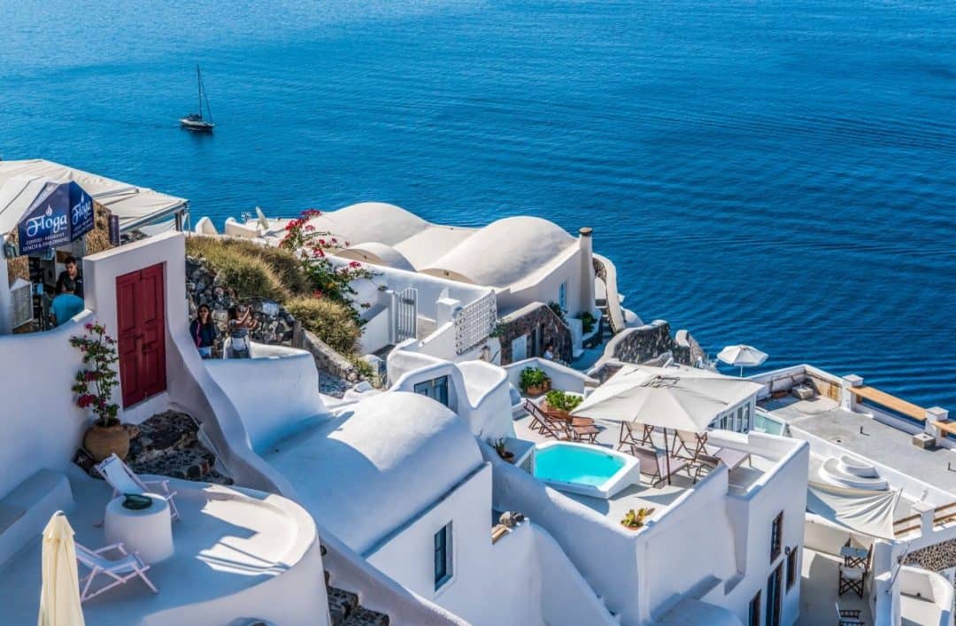 airbnbs in Greece