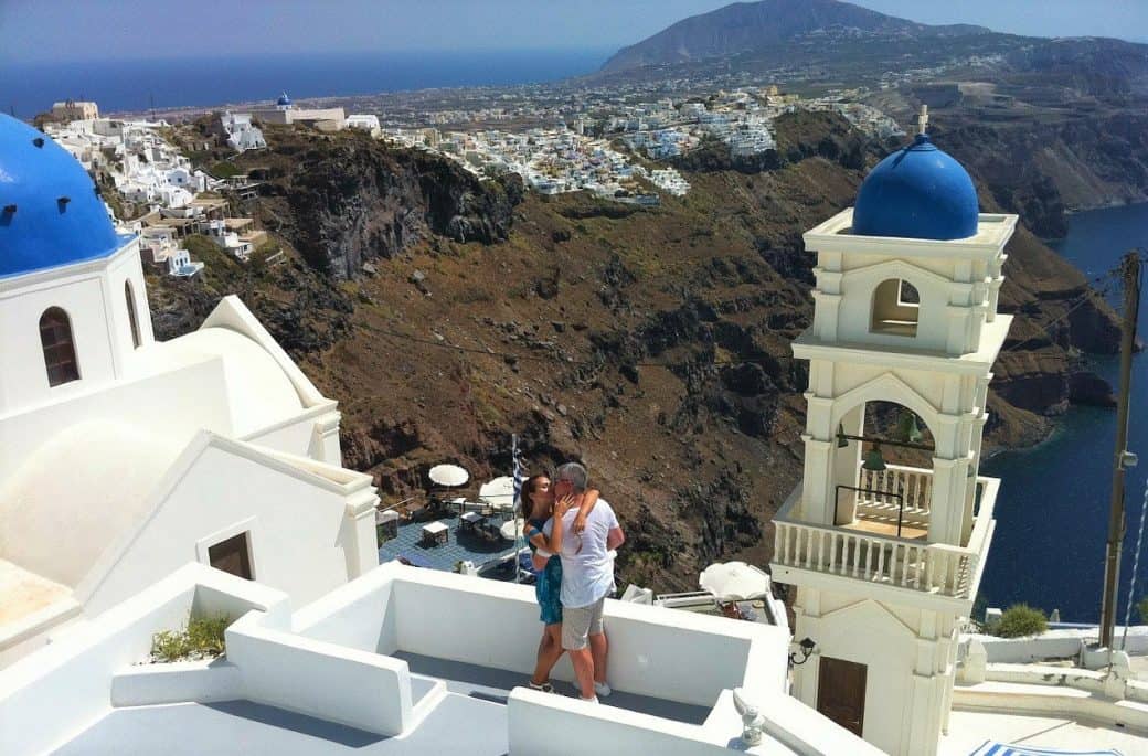 santorini-vs-mykonos