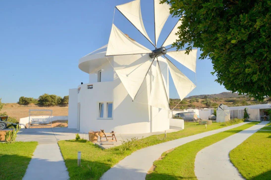 unique places to stay in Greece