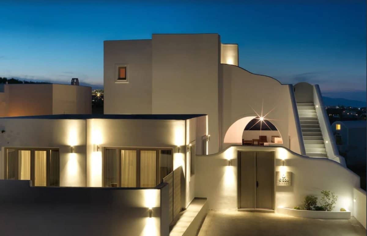 santorini airbnbs