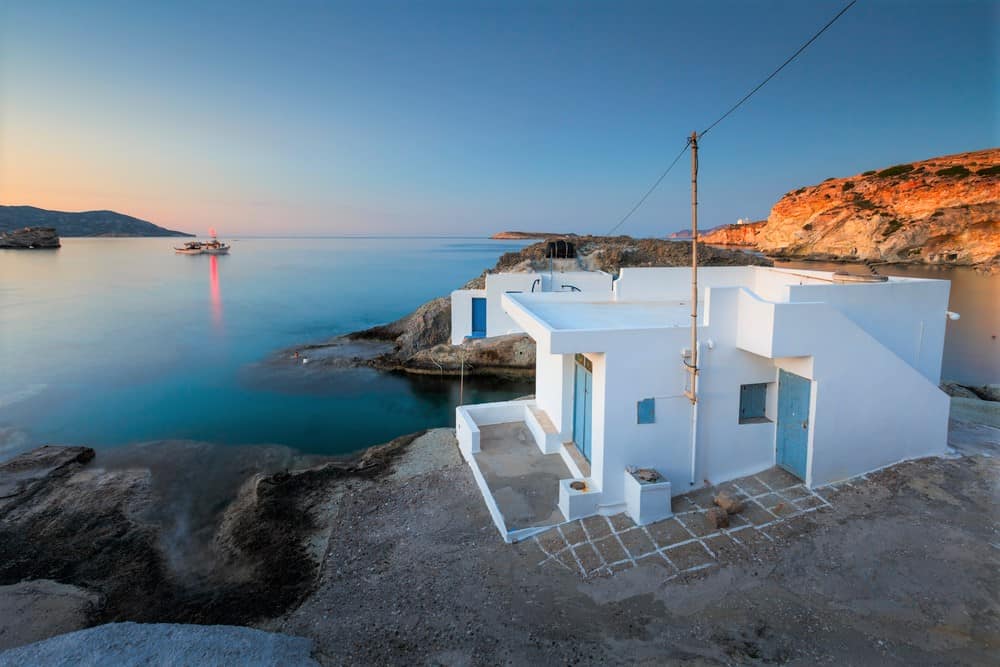 A COMPLETE GUIDE TO KIMOLOS ISLAND, GREECE