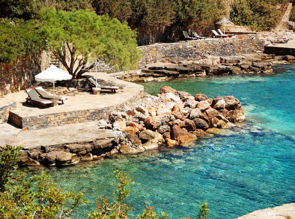 hotels or airbnbs in greece