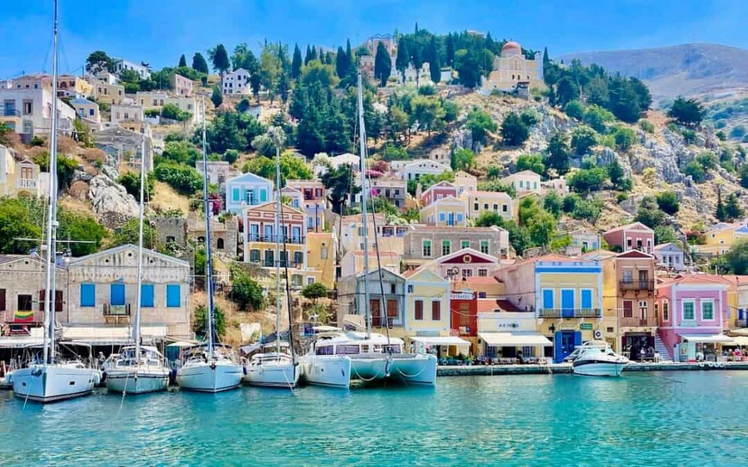 A COMPLETE GUIDE TO GORGEOUS SYMI ISLAND, GREECE