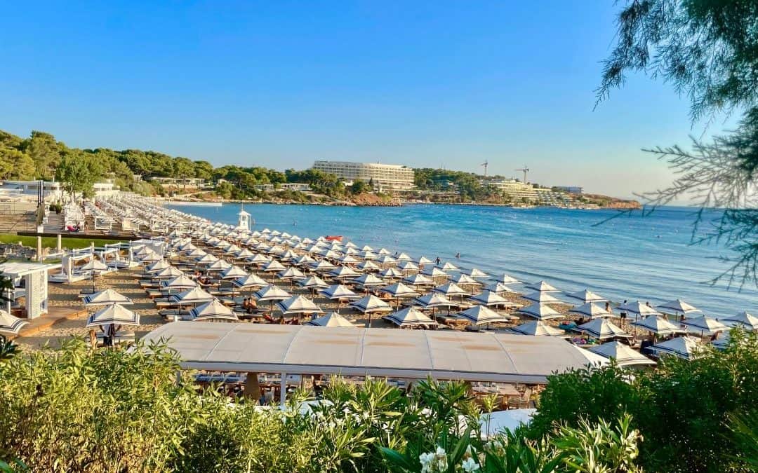 TOP ATHENS BEACH CLUBS AND BARS