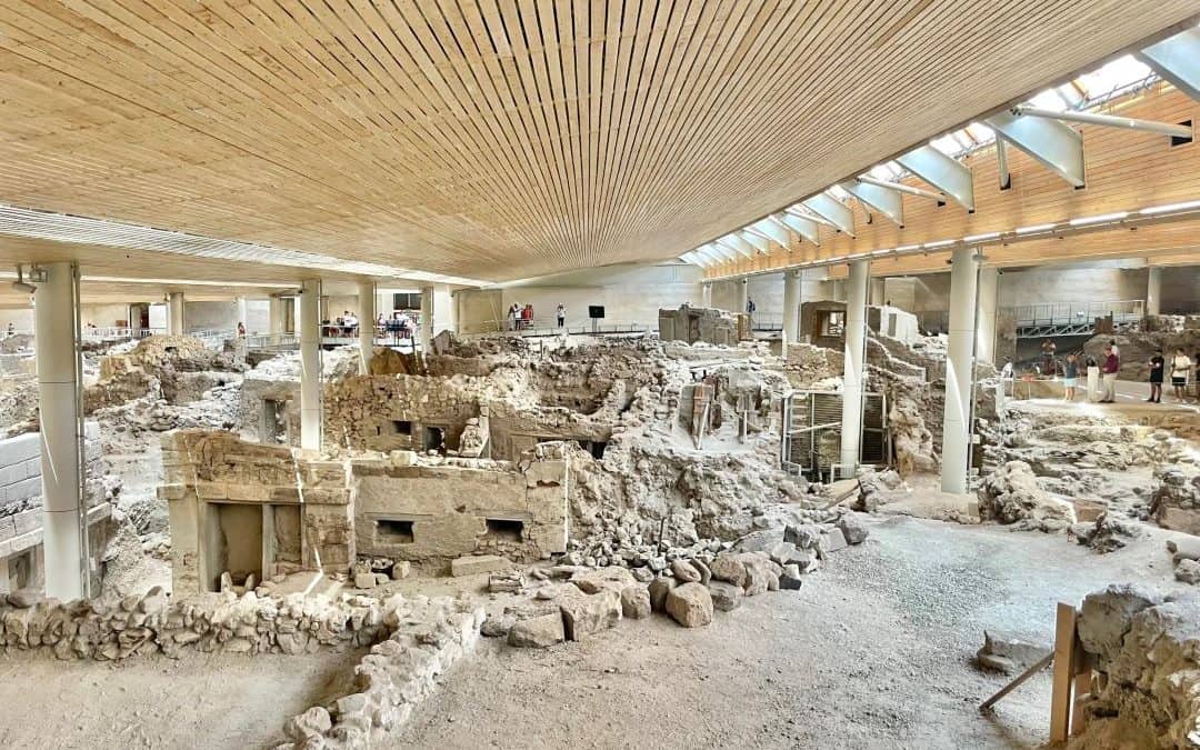 LANDMARKS IN SANTORINI – A COMPLETE GUIDE TO AKROTIRI ARCHAEOLOGY SITE