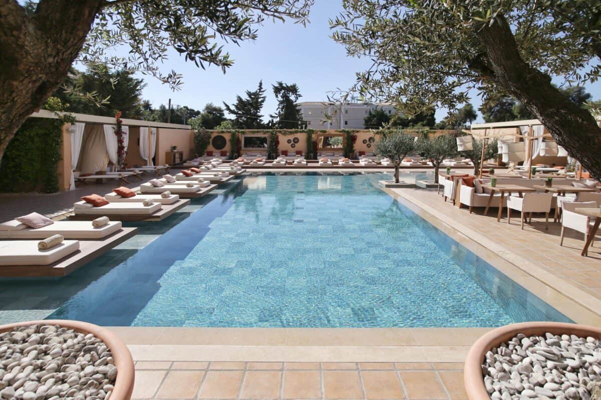 romantic places in greece