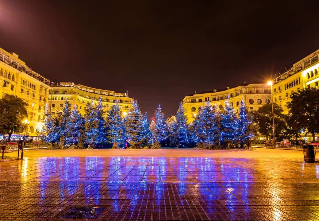 TRADITIONAL HOLIDAYS IN GREECE