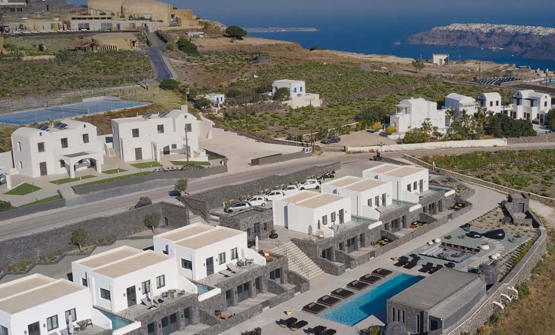 GREECE WITH LIMITED MOBILITY