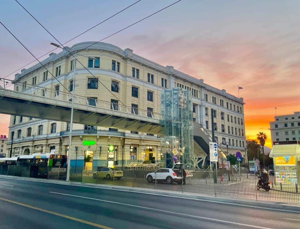 ferry ports in Athens