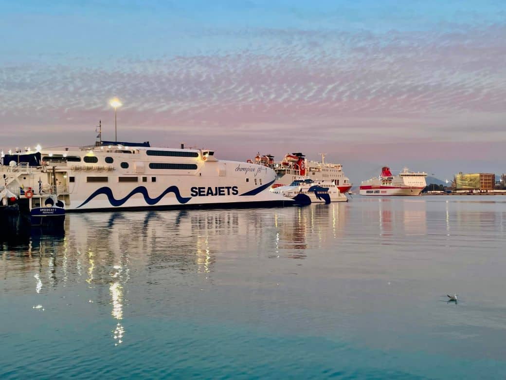 ferry ports in athens