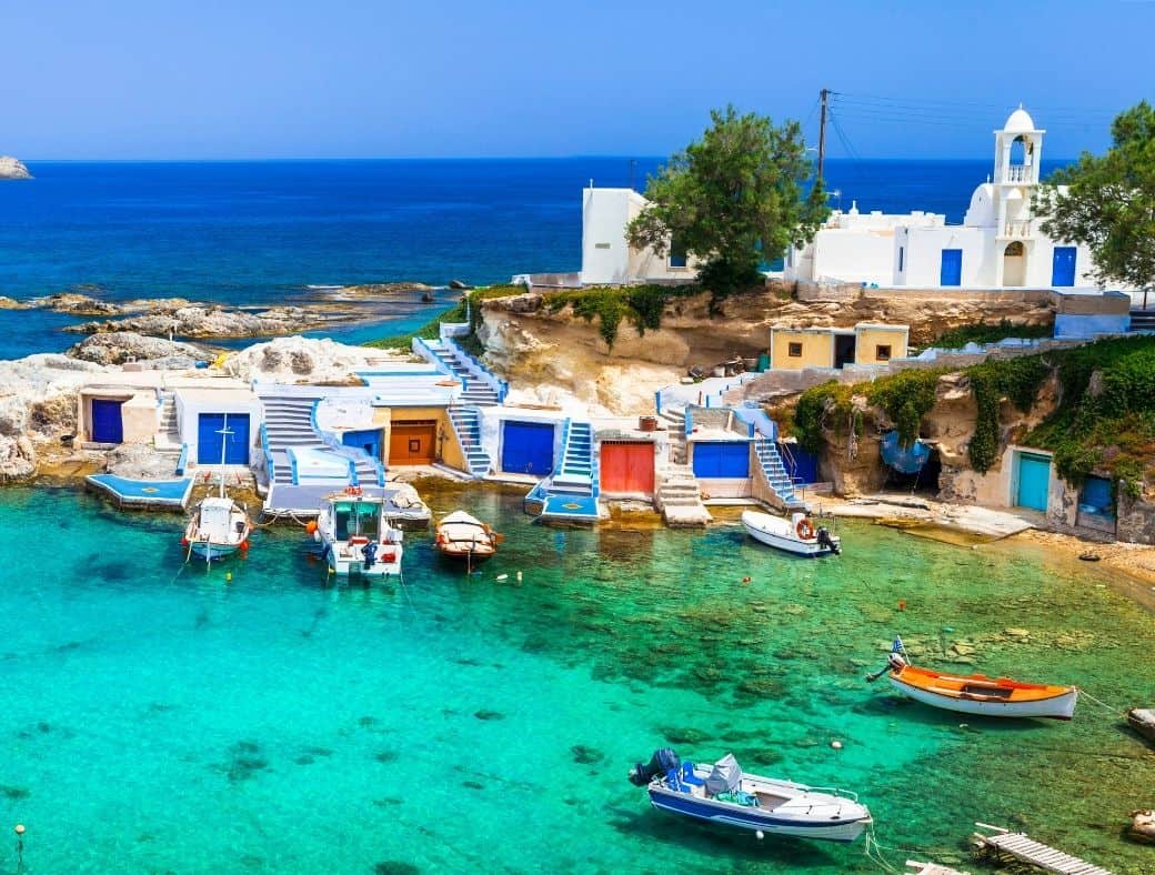 where to stay on Milos